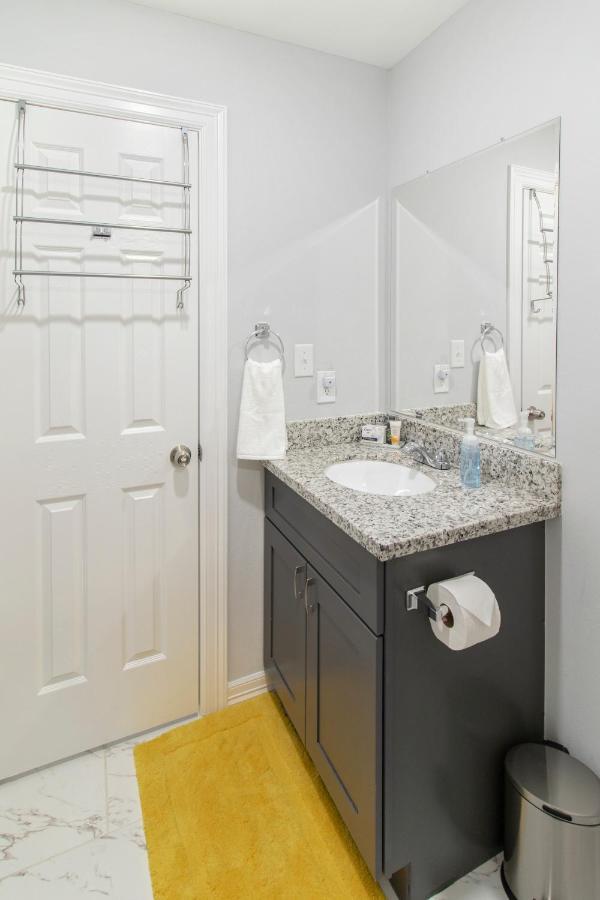 Peerless Retreat - Minutes From Downtown Houston Vila Exterior foto